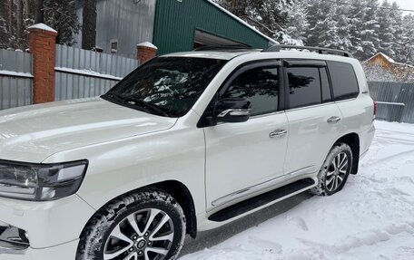 Toyota Land Cruiser 200, 2020 год, 8 800 000 рублей, 6 фотография