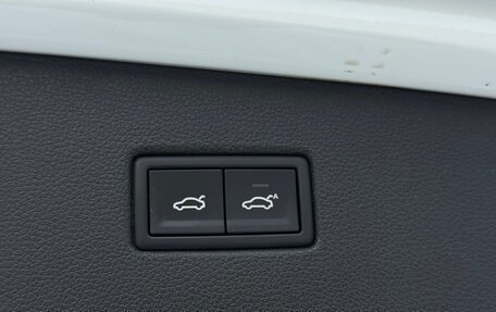 Volkswagen Tiguan II, 2017 год, 2 560 000 рублей, 18 фотография