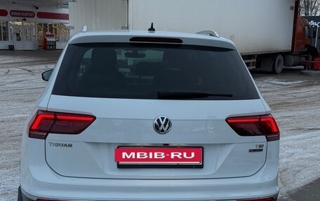 Volkswagen Tiguan II, 2017 год, 2 560 000 рублей, 6 фотография