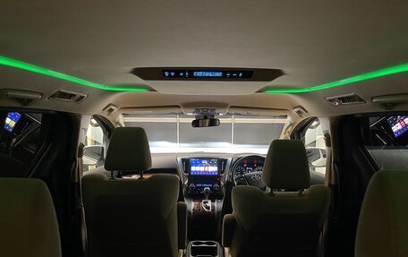 Toyota Alphard III, 2019 год, 4 150 000 рублей, 28 фотография