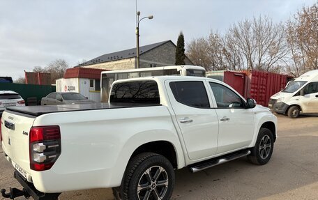 Mitsubishi L200 IV рестайлинг, 2020 год, 2 550 000 рублей, 4 фотография