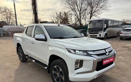 Mitsubishi L200 IV рестайлинг, 2020 год, 2 550 000 рублей, 1 фотография