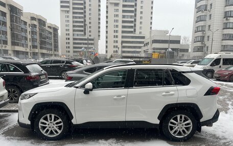 Toyota RAV4, 2019 год, 3 890 000 рублей, 3 фотография