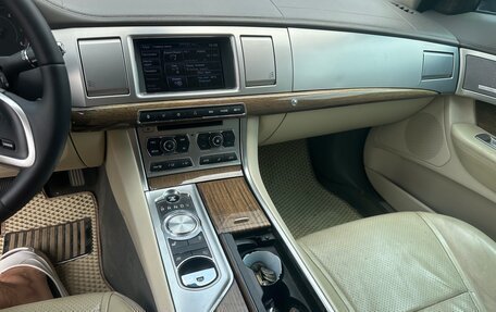 Jaguar XF I рестайлинг, 2012 год, 1 150 000 рублей, 11 фотография