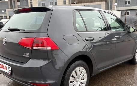 Volkswagen Golf VII, 2014 год, 900 000 рублей, 2 фотография