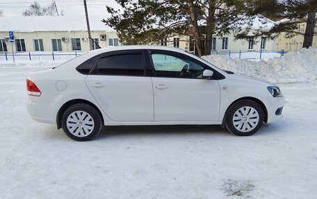 Volkswagen Polo VI (EU Market), 2013 год, 800 000 рублей, 7 фотография