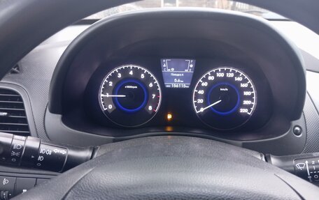 Hyundai Solaris II рестайлинг, 2012 год, 450 000 рублей, 7 фотография