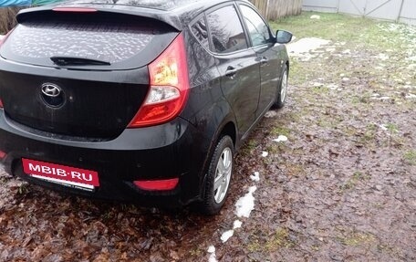 Hyundai Solaris II рестайлинг, 2012 год, 450 000 рублей, 3 фотография