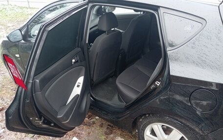 Hyundai Solaris II рестайлинг, 2012 год, 450 000 рублей, 8 фотография