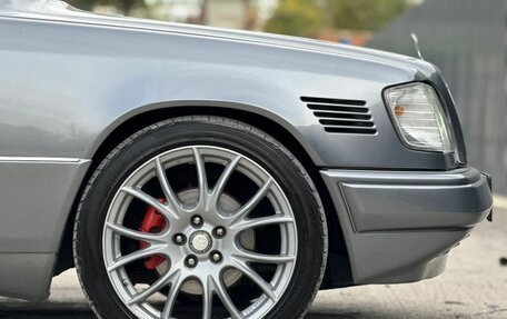 Mercedes-Benz E-Класс, 1995 год, 1 300 000 рублей, 14 фотография