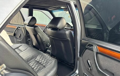 Mercedes-Benz E-Класс, 1995 год, 1 300 000 рублей, 27 фотография