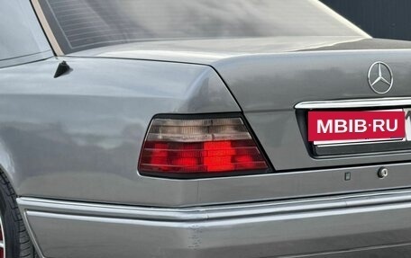 Mercedes-Benz E-Класс, 1995 год, 1 300 000 рублей, 25 фотография