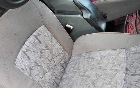 ГАЗ 31105 «Волга», 2008 год, 100 000 рублей, 4 фотография