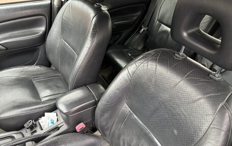 Toyota RAV4, 2005 год, 1 300 000 рублей, 6 фотография