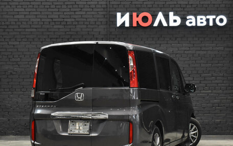 Honda Stepwgn IV, 2015 год, 1 350 000 рублей, 7 фотография