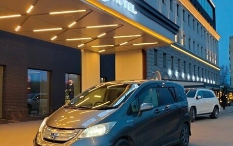 Honda Freed I, 2011 год, 1 090 000 рублей, 1 фотография