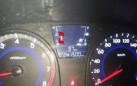 Hyundai Solaris II рестайлинг, 2013 год, 664 000 рублей, 10 фотография