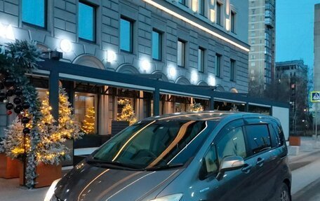 Honda Freed I, 2011 год, 1 090 000 рублей, 10 фотография