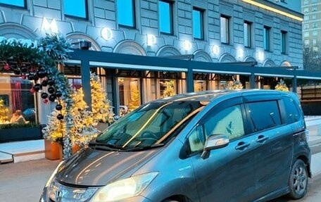 Honda Freed I, 2011 год, 1 090 000 рублей, 6 фотография