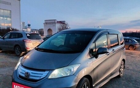 Honda Freed I, 2011 год, 1 090 000 рублей, 2 фотография