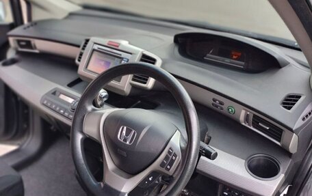 Honda Freed I, 2011 год, 1 090 000 рублей, 26 фотография