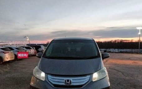Honda Freed I, 2011 год, 1 090 000 рублей, 12 фотография