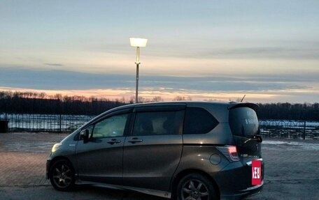 Honda Freed I, 2011 год, 1 090 000 рублей, 14 фотография