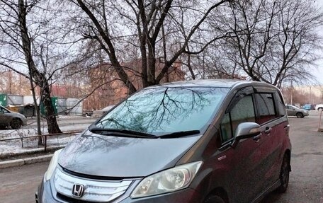 Honda Freed I, 2011 год, 1 090 000 рублей, 18 фотография