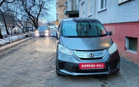 Honda Freed I, 2011 год, 1 090 000 рублей, 17 фотография