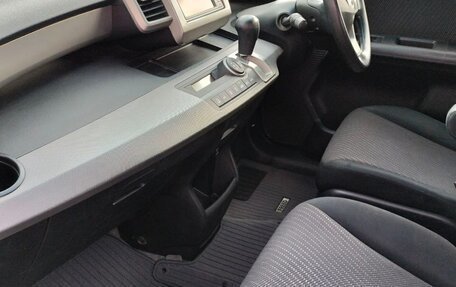 Honda Freed I, 2011 год, 1 090 000 рублей, 35 фотография