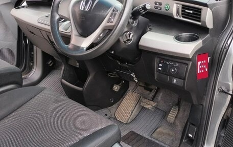 Honda Freed I, 2011 год, 1 090 000 рублей, 33 фотография