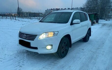 Toyota RAV4, 2011 год, 1 262 000 рублей, 2 фотография