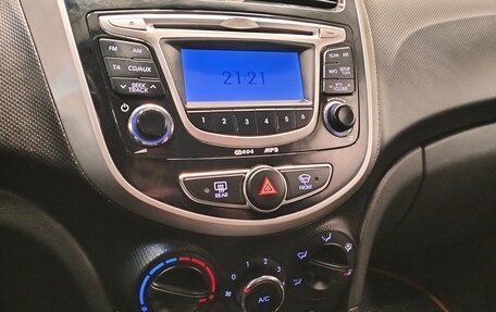 Hyundai Solaris II рестайлинг, 2012 год, 580 000 рублей, 7 фотография