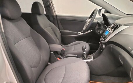 Hyundai Solaris II рестайлинг, 2012 год, 580 000 рублей, 9 фотография