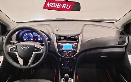 Hyundai Solaris II рестайлинг, 2012 год, 580 000 рублей, 5 фотография