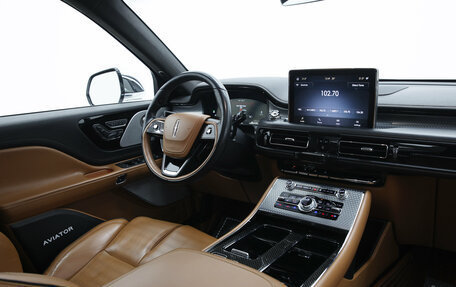 Lincoln Aviator II, 2019 год, 5 490 000 рублей, 12 фотография