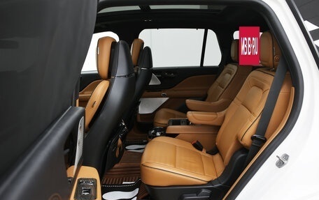 Lincoln Aviator II, 2019 год, 5 490 000 рублей, 19 фотография