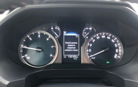 Toyota Land Cruiser Prado 150 рестайлинг 2, 2018 год, 4 774 000 рублей, 19 фотография