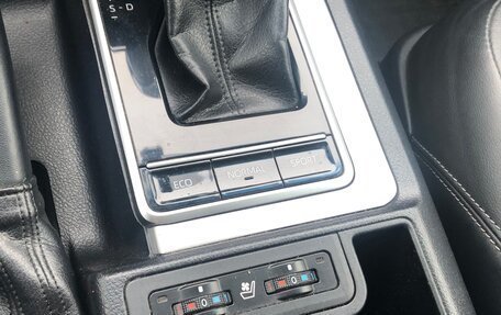 Toyota Land Cruiser Prado 150 рестайлинг 2, 2018 год, 4 774 000 рублей, 23 фотография