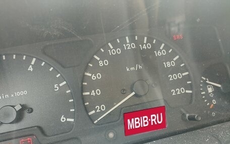 Land Rover Discovery III, 2002 год, 600 000 рублей, 11 фотография