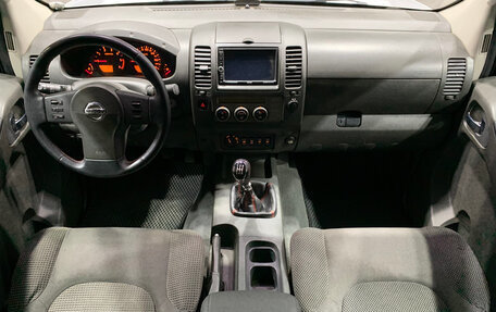 Nissan Navara (Frontier), 2007 год, 1 070 000 рублей, 7 фотография