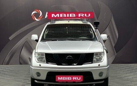 Nissan Navara (Frontier), 2007 год, 1 070 000 рублей, 2 фотография