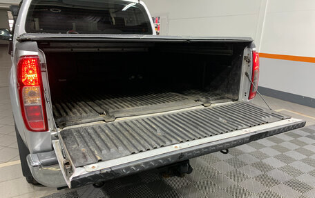 Nissan Navara (Frontier), 2007 год, 1 070 000 рублей, 15 фотография