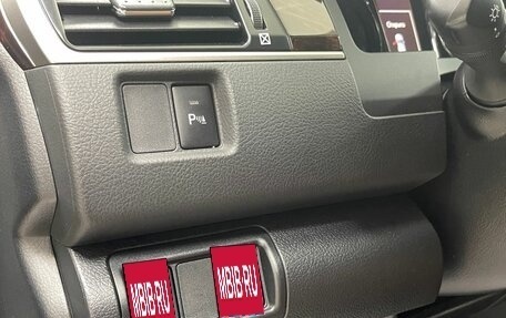 Toyota Camry, 2017 год, 2 697 000 рублей, 18 фотография