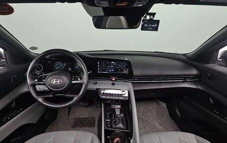 Hyundai Avante, 2023 год, 1 940 000 рублей, 8 фотография