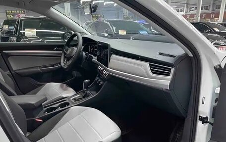 Volkswagen Bora, 2022 год, 1 095 005 рублей, 15 фотография