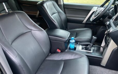 Toyota Land Cruiser Prado 150 рестайлинг 2, 2010 год, 2 950 000 рублей, 15 фотография