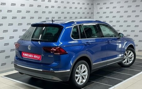 Volkswagen Tiguan II, 2018 год, 2 835 000 рублей, 2 фотография