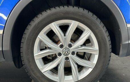 Volkswagen Tiguan II, 2018 год, 2 835 000 рублей, 5 фотография