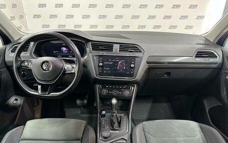 Volkswagen Tiguan II, 2018 год, 2 835 000 рублей, 17 фотография